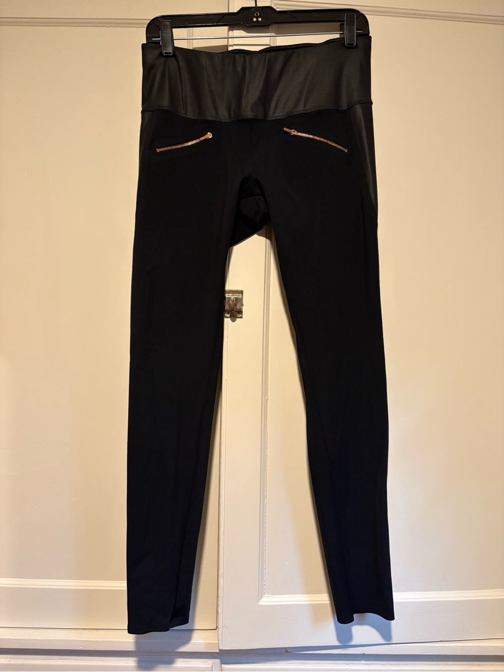 ADAY Throw & Roll Leggings Black High Rise Mid Rise Zip Pockets Technical Silk